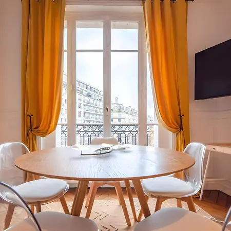 Tbs 321 - Superb With Eiffel Tower View Daire
