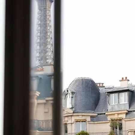 Tbs 321 - Superb With Eiffel Tower View Parijs