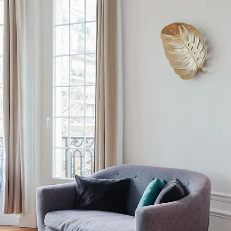 Tbs 321 - Superb With Eiffel Tower View *